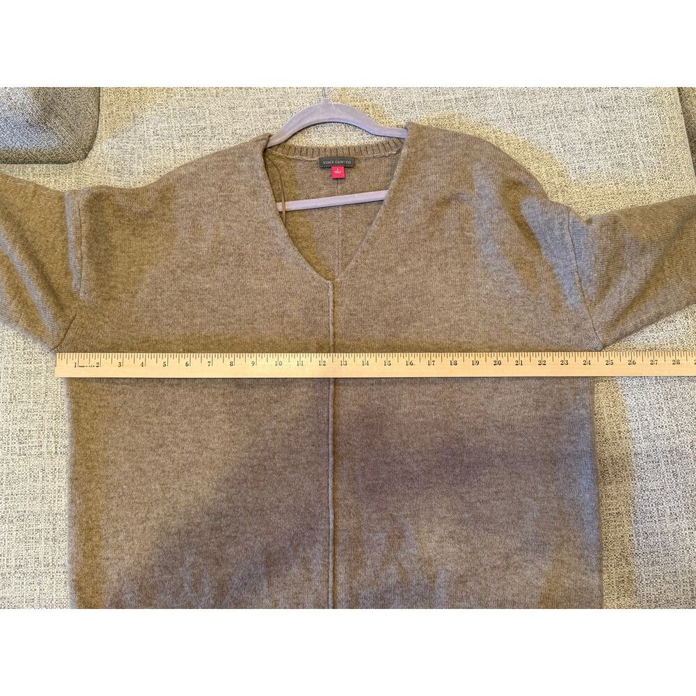Vince Camuto Womens Large V Neck Sweater Taupe Exposed Seam Relaxed Pullover - Picture 5 of 8